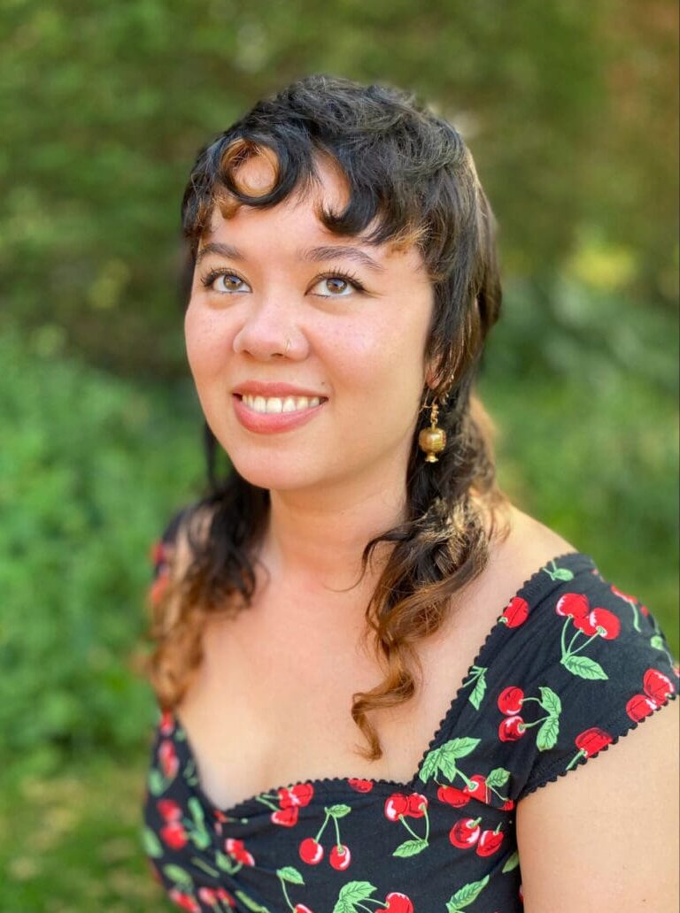 Headshot of Elyssa