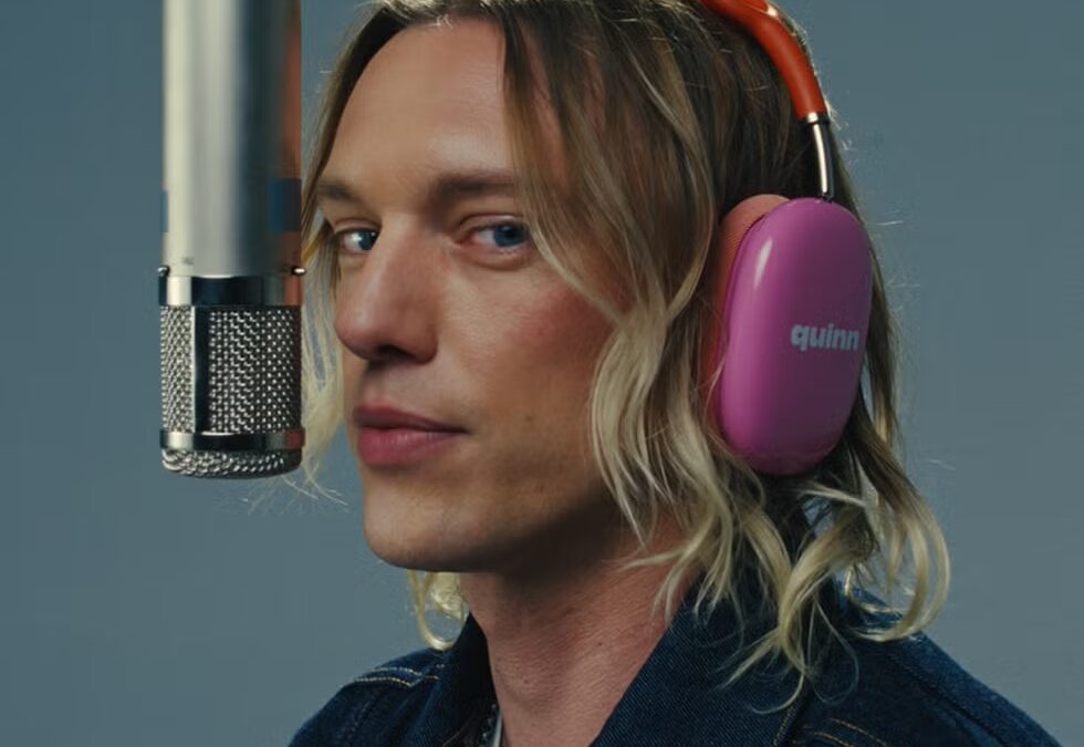 QUIZ: What celebrity Quinn audio should you listen to next?